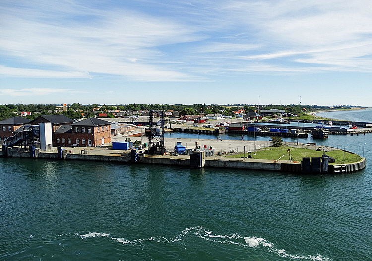 f�hrhafen gedser ankunft bild 01