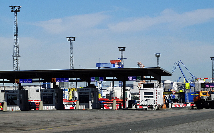 rostock fhrterminal bild 02